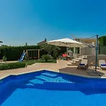 Βίλα Anabel With Pool