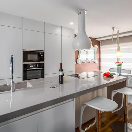 Villa Anabel With Pool *