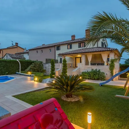 Anabel With Pool Villa *