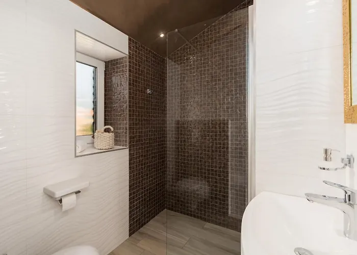 Villa Anabel With Pool